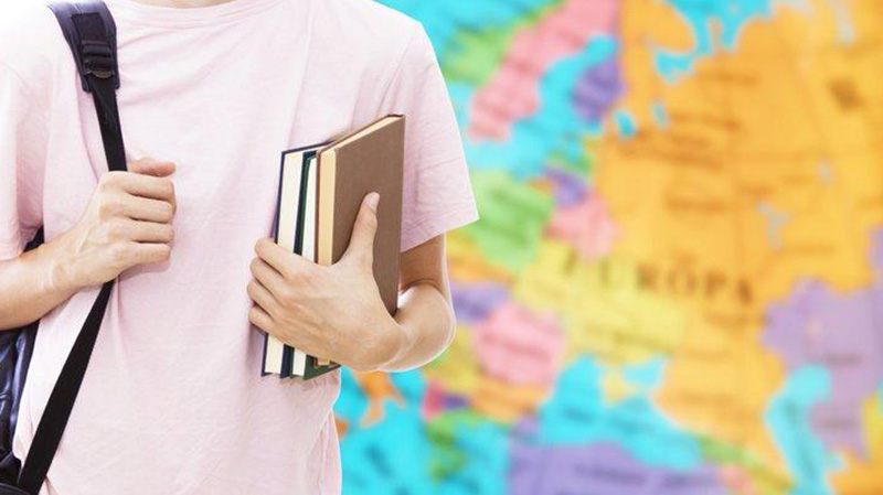 Viajar y estudiar